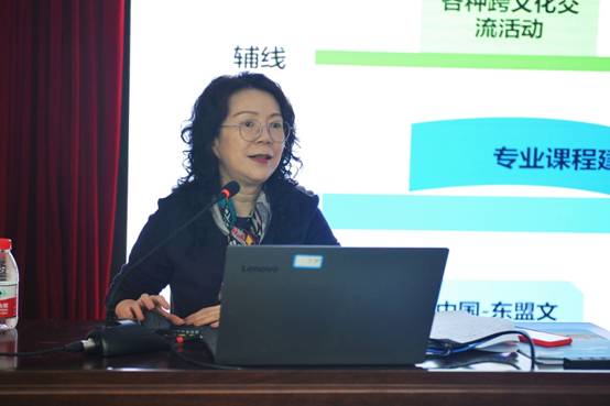 刘杰英副校长.JPG